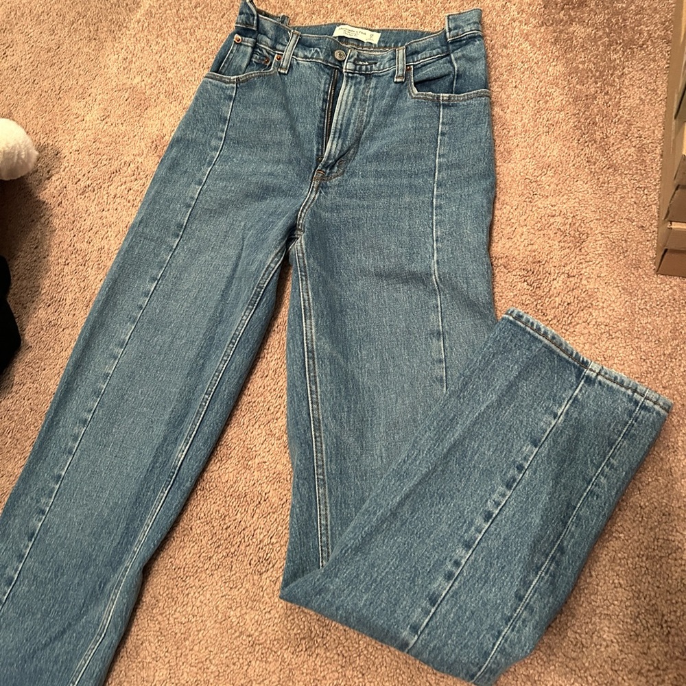 Abercrombie 90s straight ultra high rise jeans